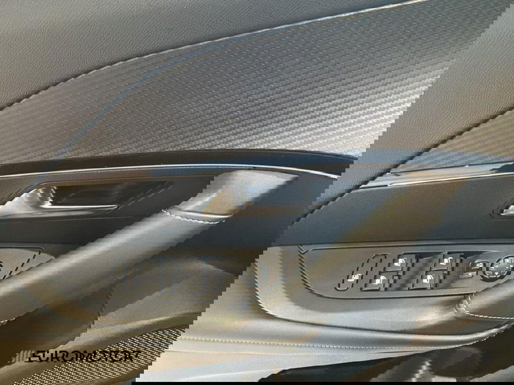 Peugeot 2008 usata a Bari (15)