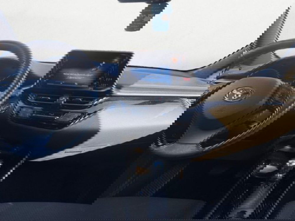 Toyota Toyota C-HR usata a Treviso (10)