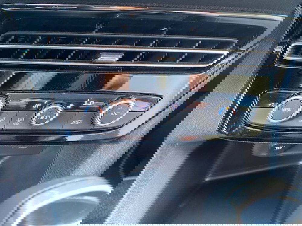 Opel Mokka usata a Catania (11)