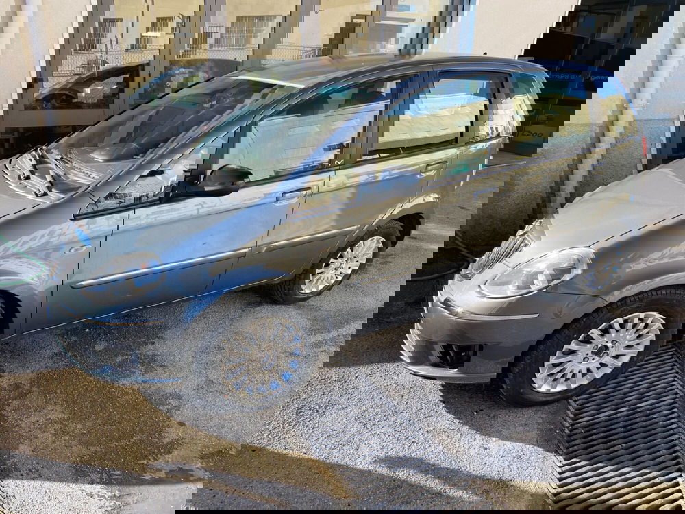 Lancia Musa usata a Agrigento