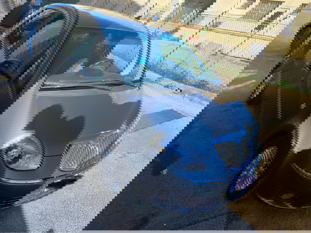 Lancia Musa usata a Agrigento (2)