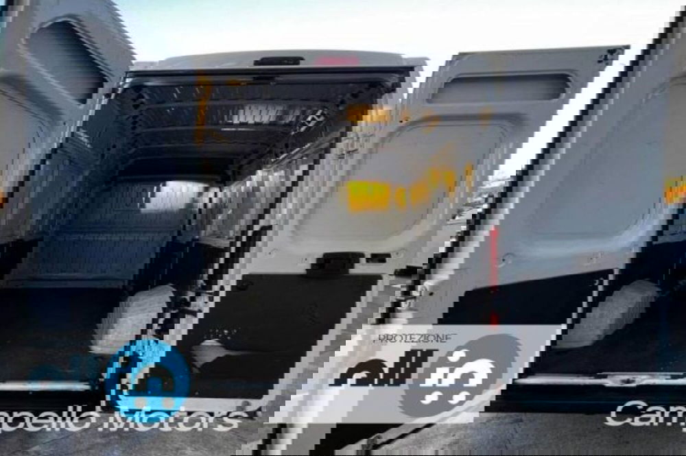 Peugeot Boxer Furgone usata a Venezia (13)