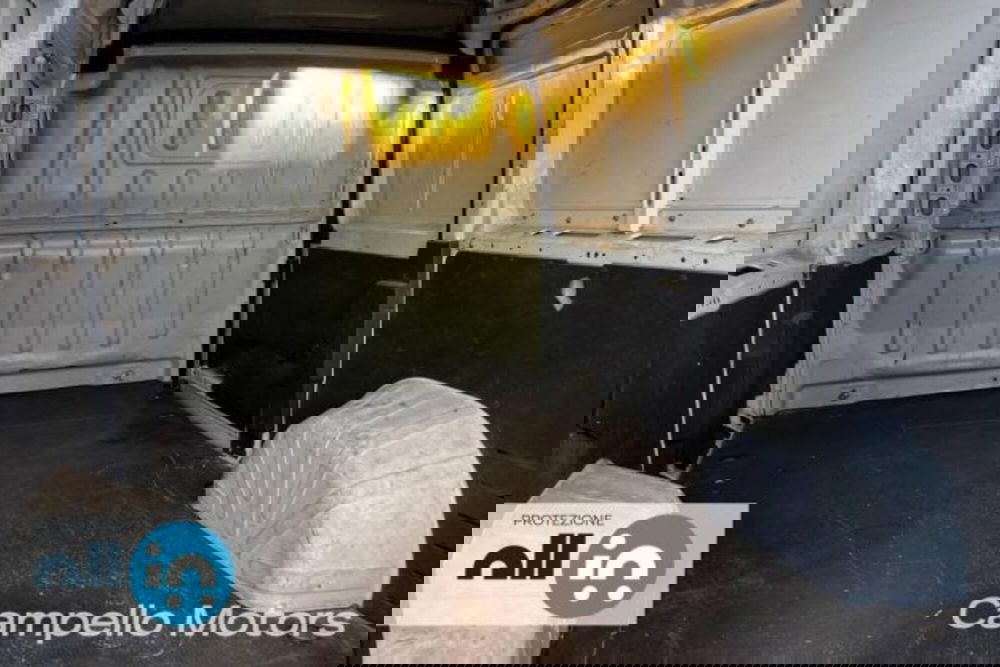 Peugeot Boxer Furgone usata a Venezia (15)