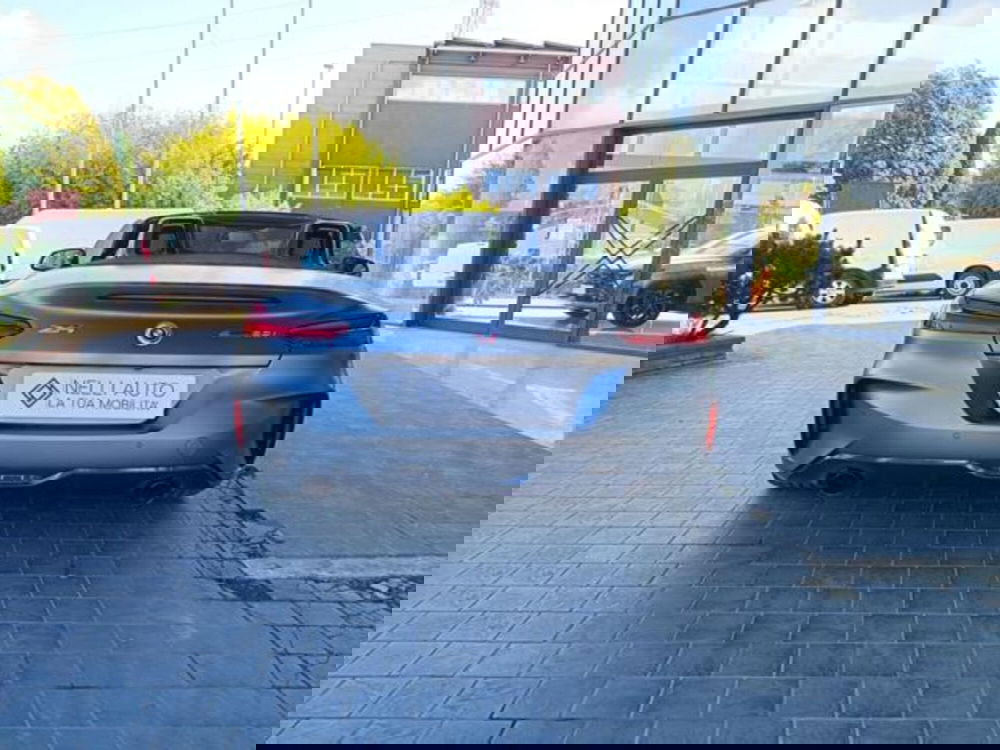 BMW Z4 Cabrio usata a Pisa (11)