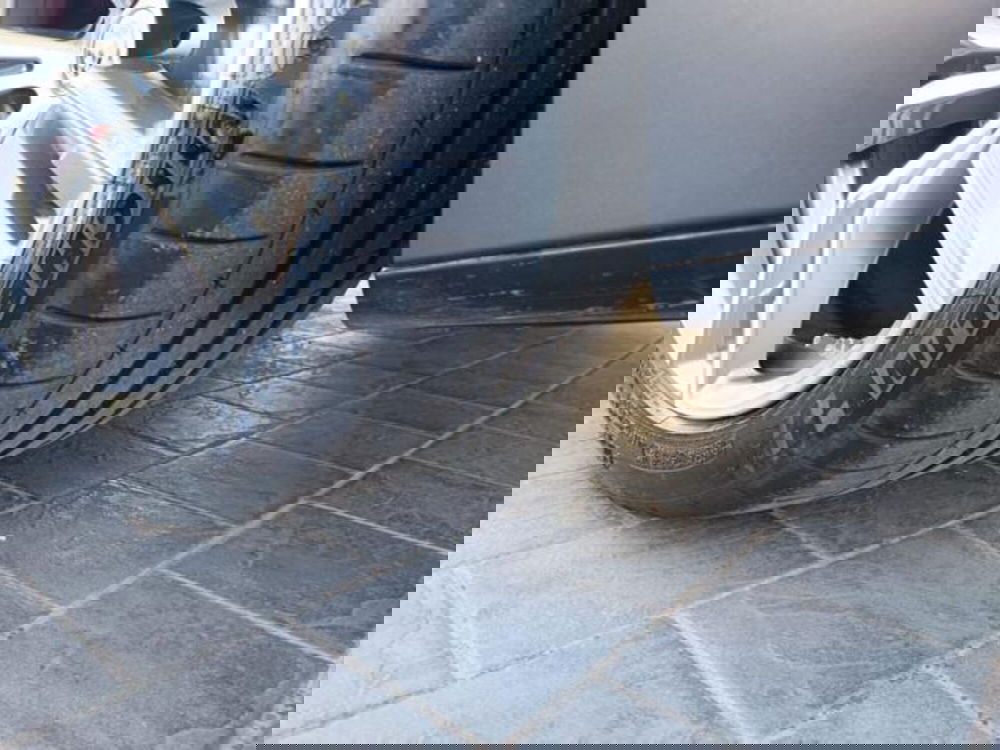 BMW Z4 Cabrio usata a Pisa (8)