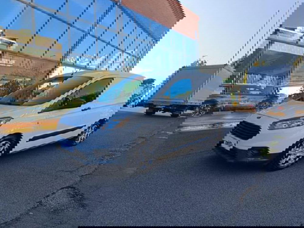 Ford Transit Courier usata a Pisa (10)