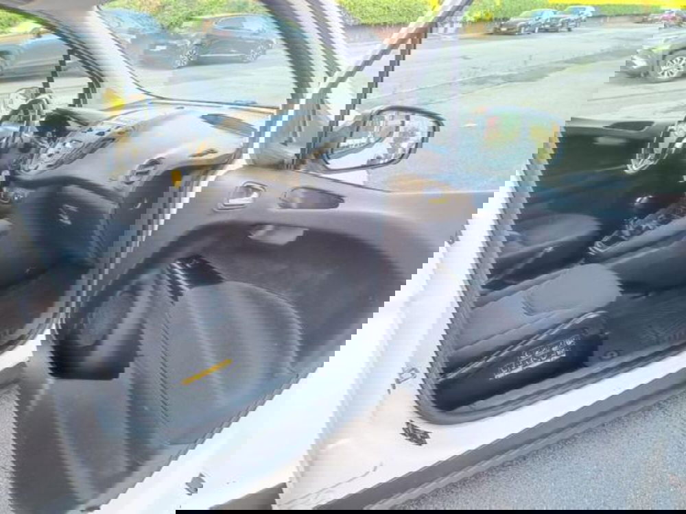 Ford Transit Courier usata a Pisa (15)