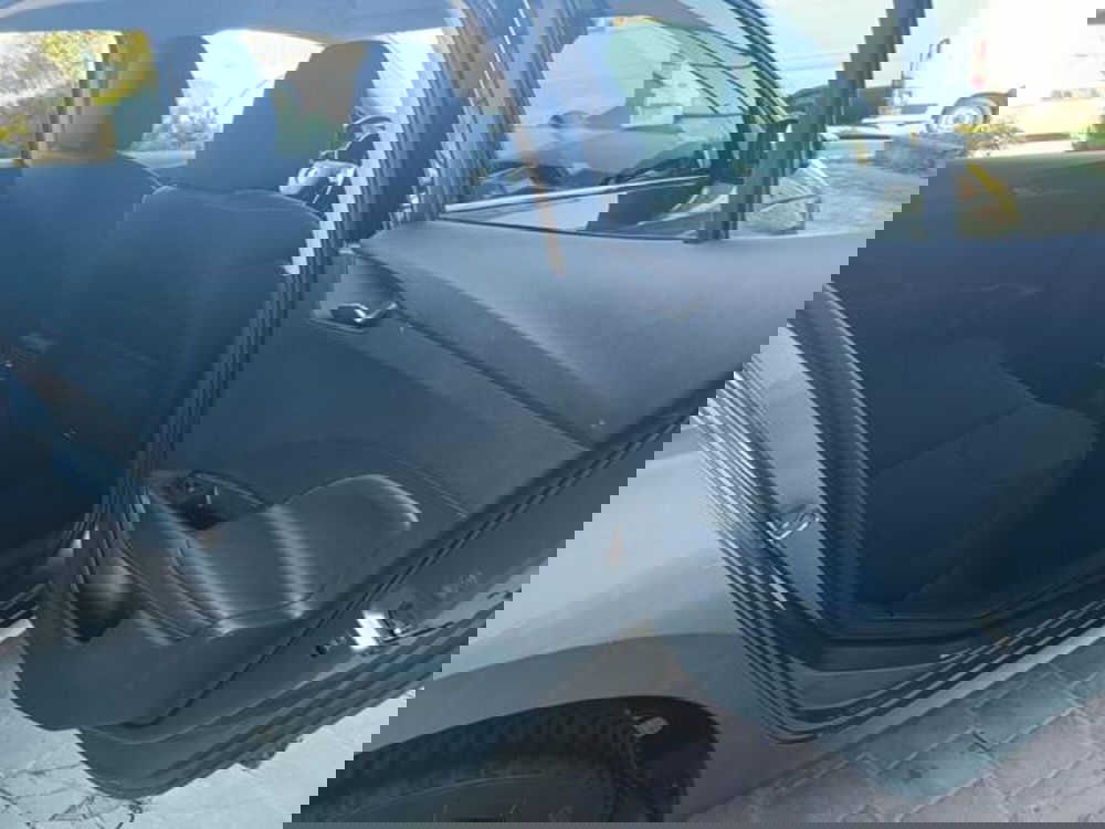 Skoda Fabia usata a Pisa (12)