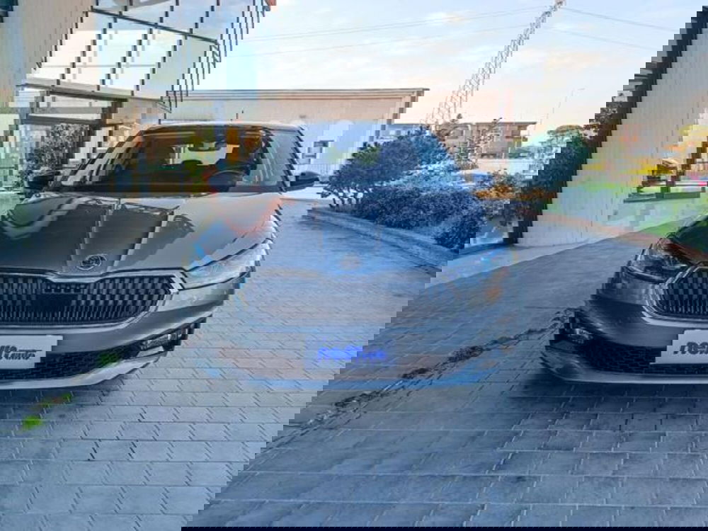 Skoda Fabia usata a Pisa (17)