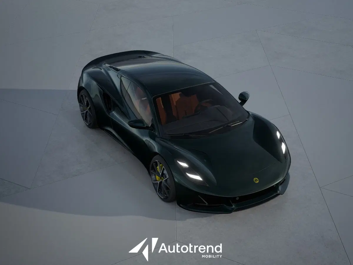 Lotus Emira nuova a Bari (4)