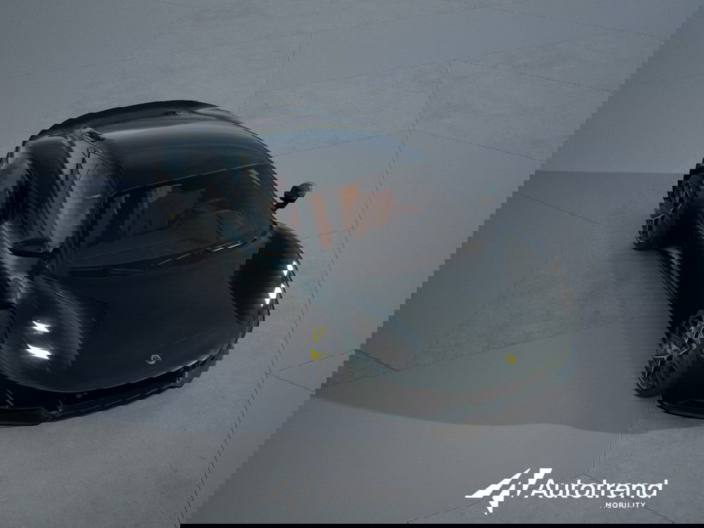 Lotus Emira nuova a Bari (4)