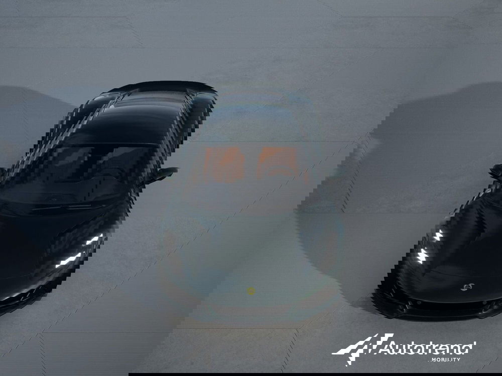 Lotus Emira nuova a Bari (5)