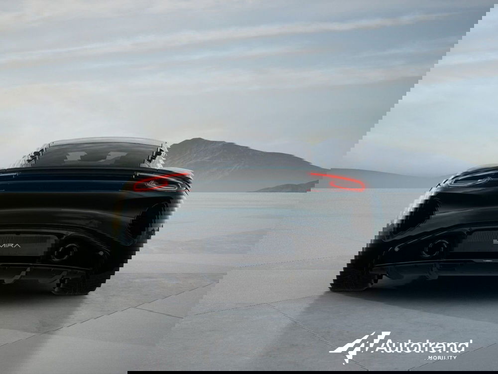 Lotus Emira nuova a Bari (9)