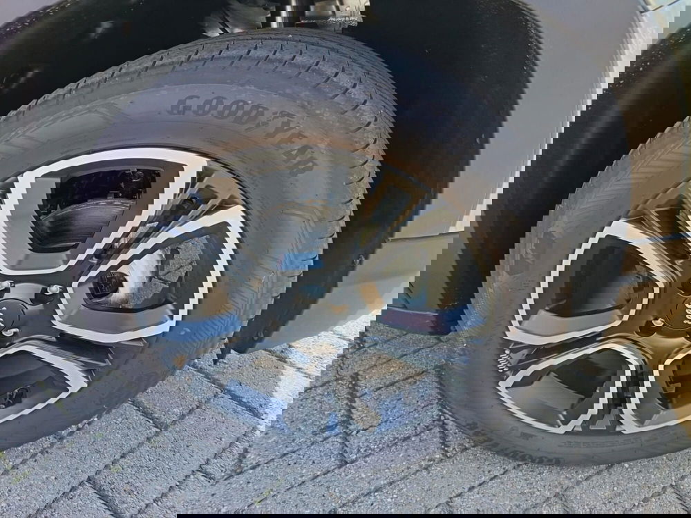 Jeep Avenger nuova a Alessandria (11)