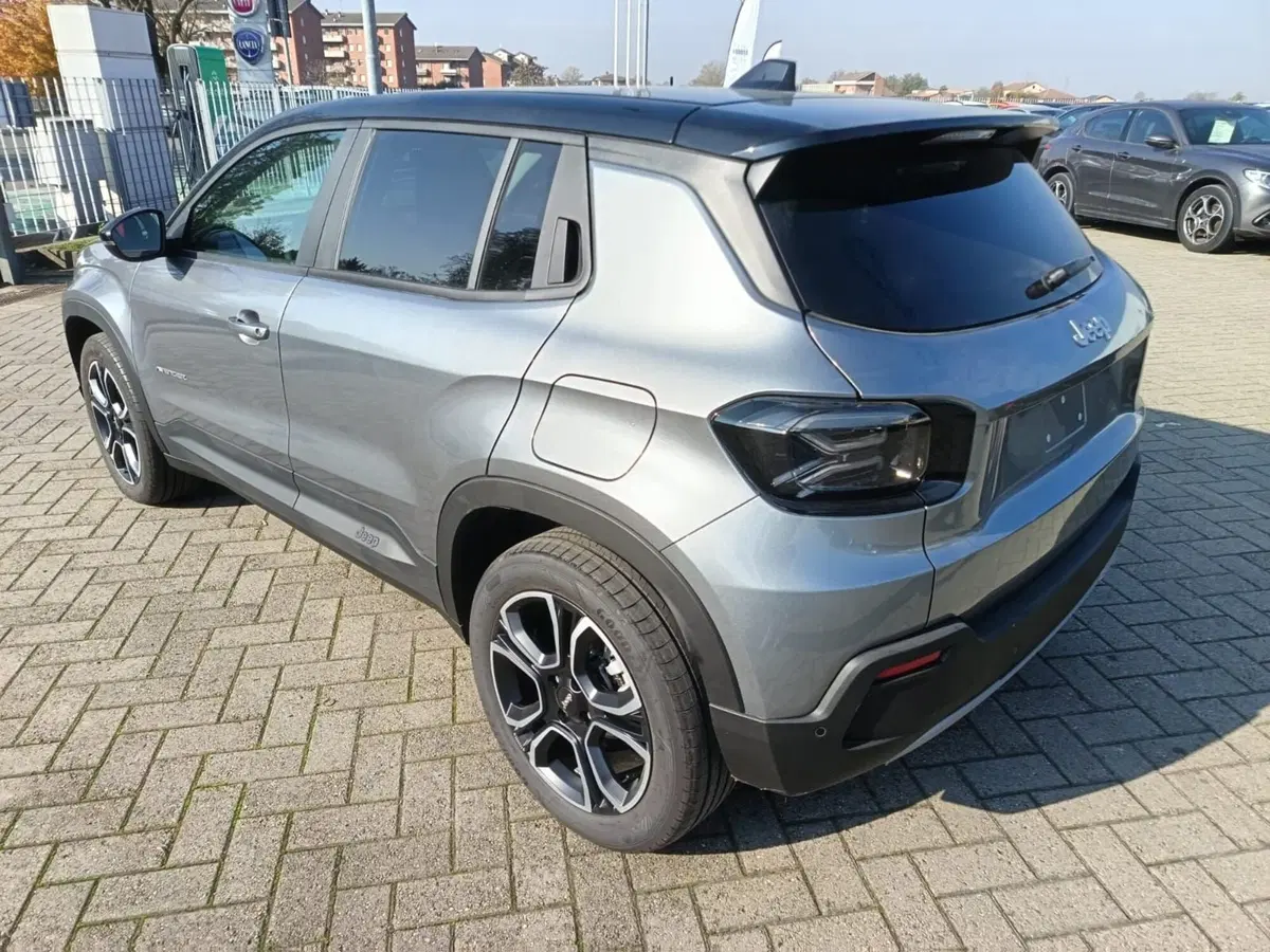 Jeep Avenger nuova a Alessandria (8)
