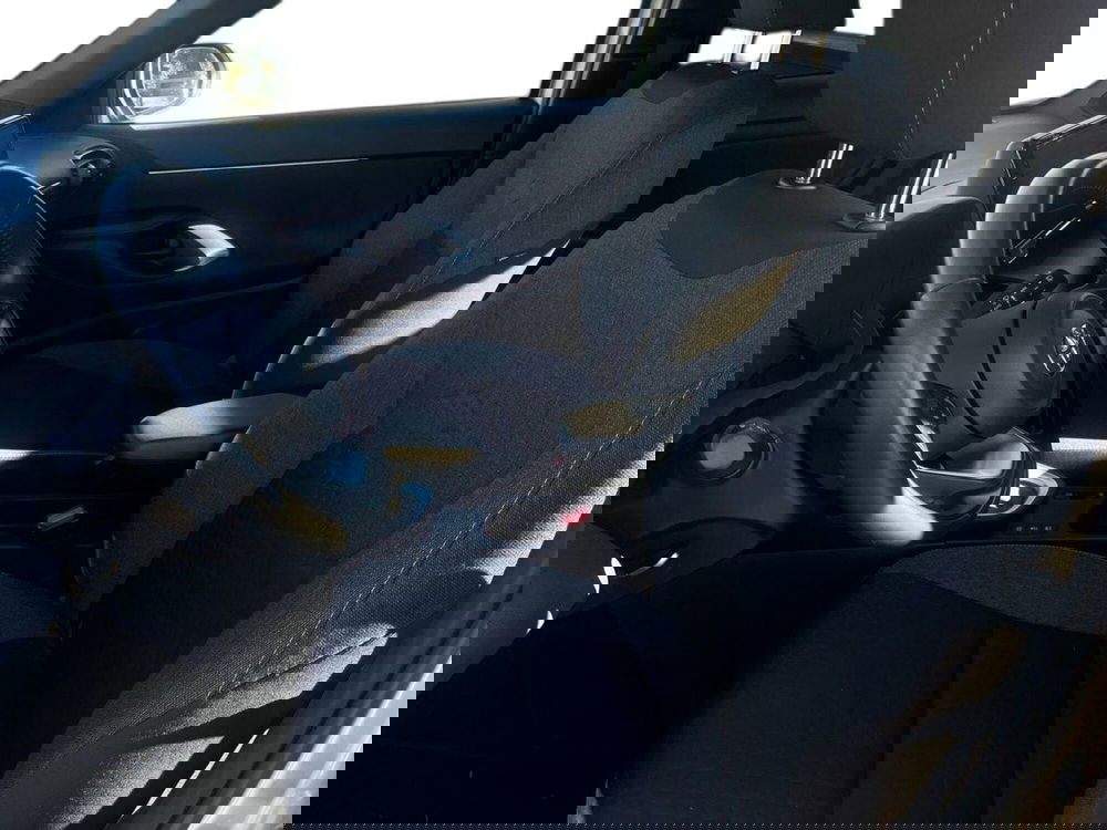 Toyota Yaris Cross usata a Lecco (10)