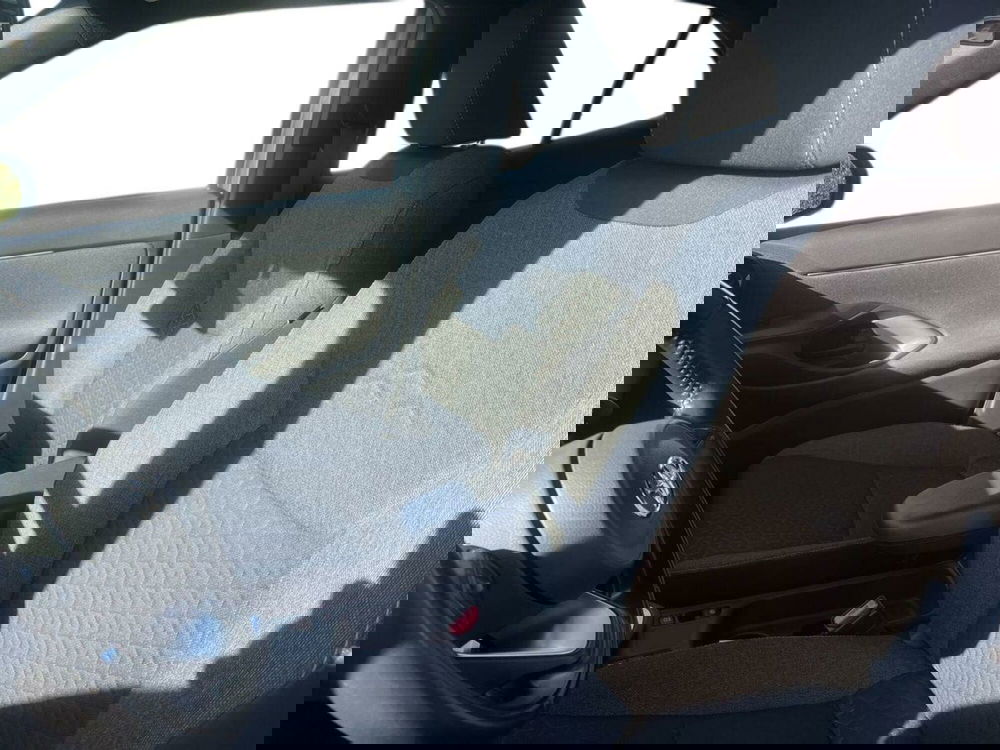 Toyota Yaris Cross usata a Lecco (11)