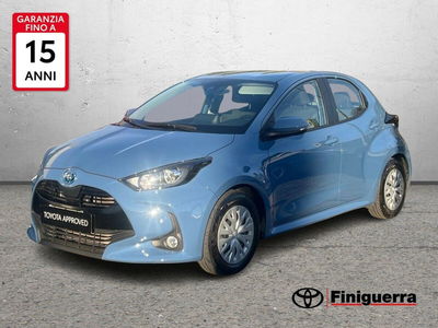 Toyota Yaris 1.5 Hybrid 5 porte Energy del 2021 usata a Osnago