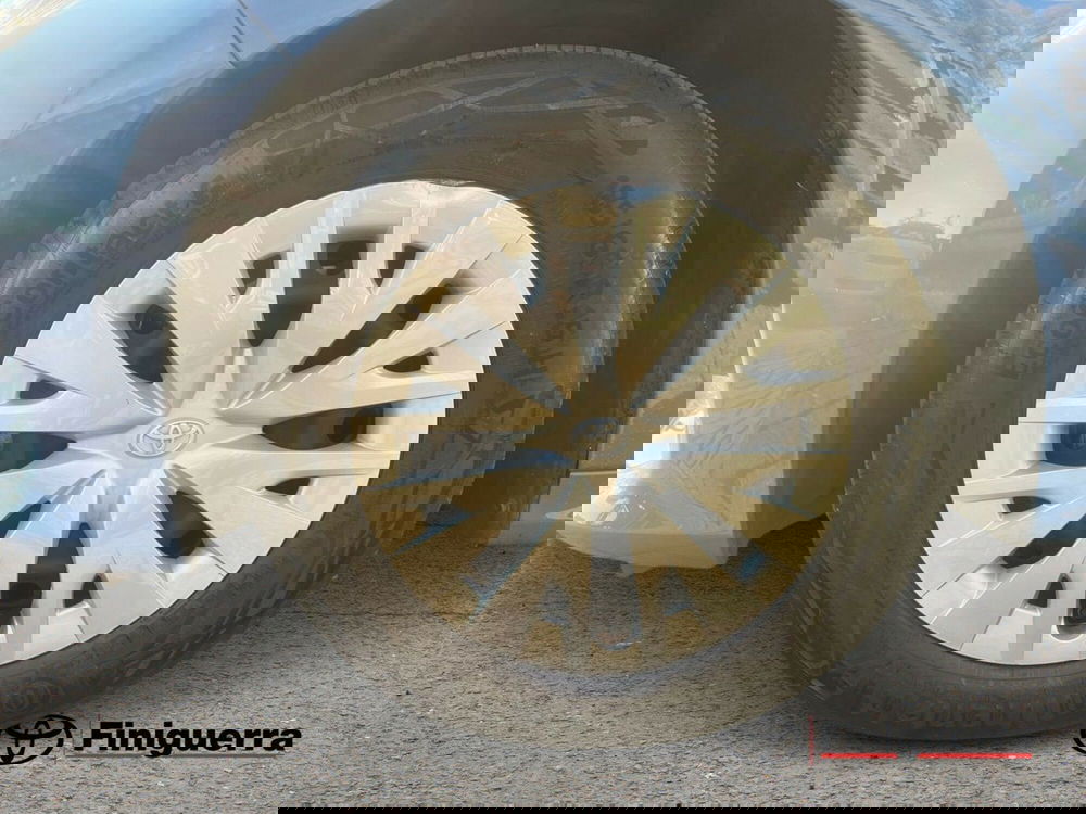 Toyota Yaris usata a Lecco (8)