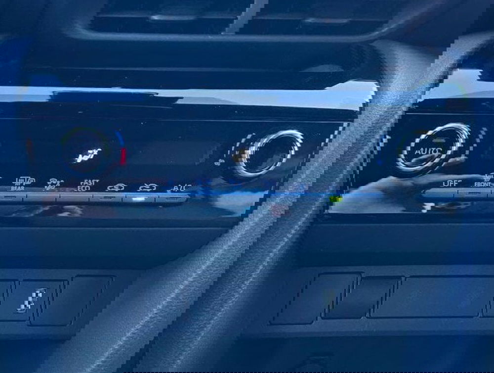 Toyota Yaris Cross usata a Sondrio (14)