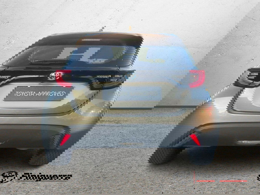 Toyota Yaris usata a Lecco (4)