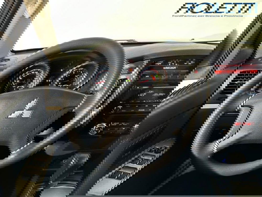 Mitsubishi Pajero usata a Brescia (7)