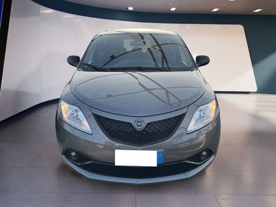 Lancia Ypsilon 1.0 FireFly 5 porte S&amp;S Hybrid Ecochic Gold del 2020 usata a Torino