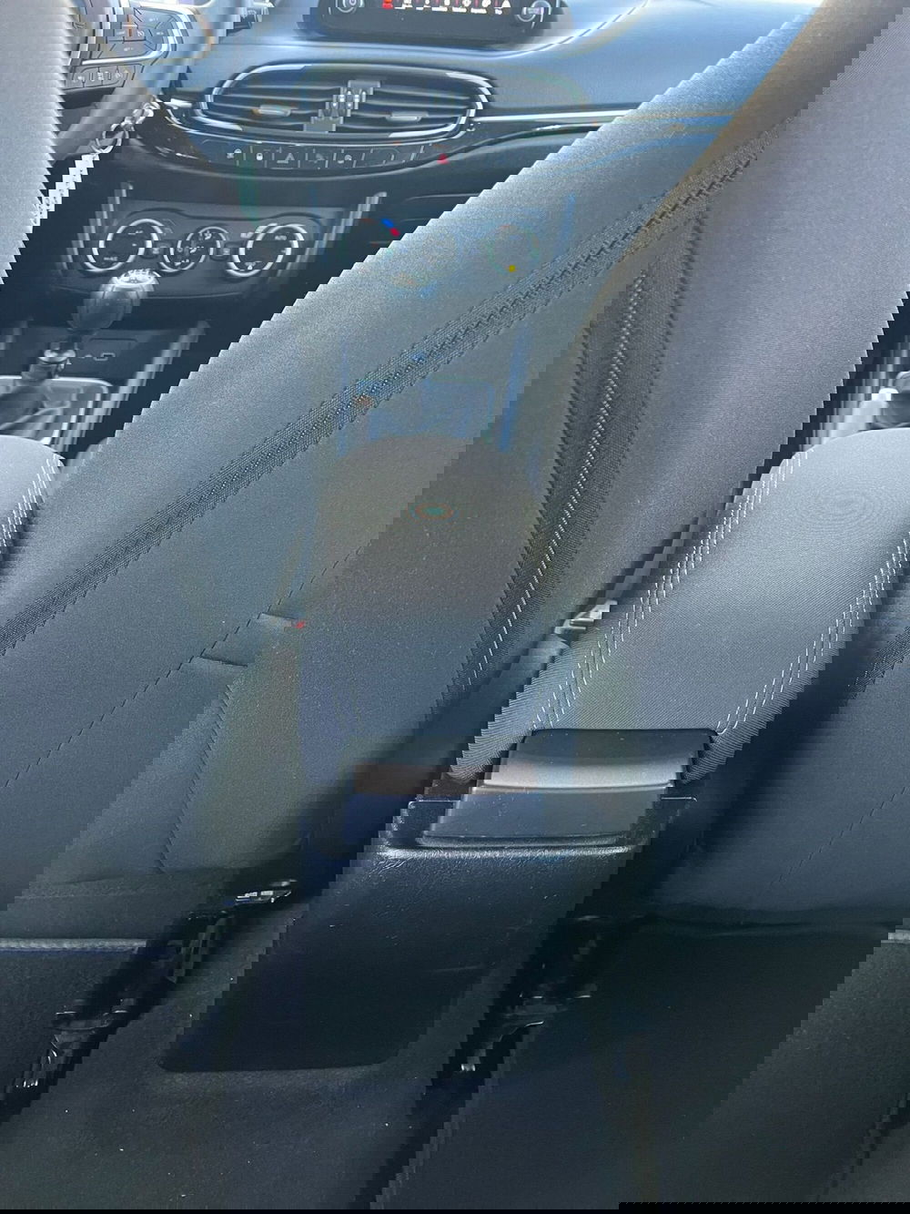 Fiat Tipo Station Wagon usata a Milano (18)