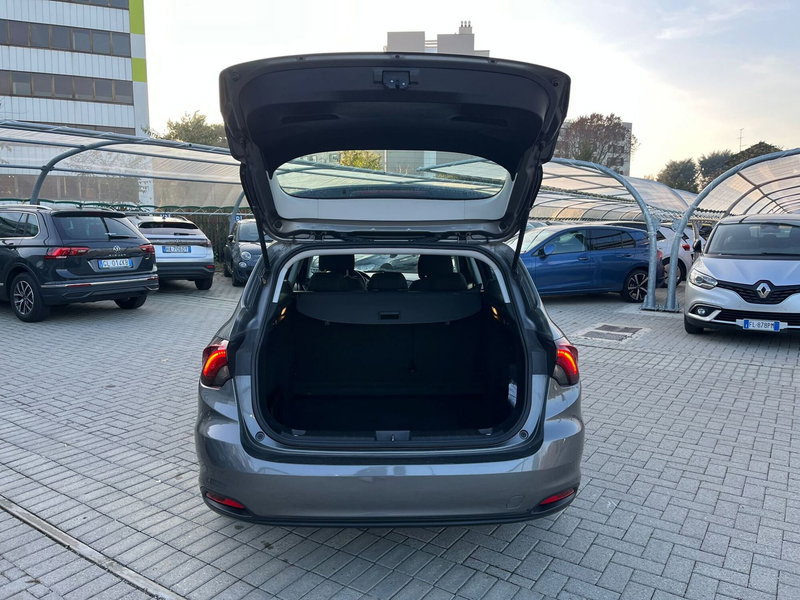 Fiat Tipo Station Wagon usata a Milano (9)