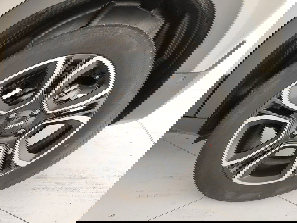 Jeep Avenger usata a Caserta (11)