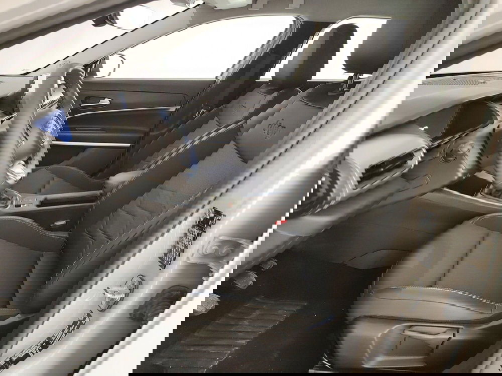 Jeep Avenger usata a Caserta (16)