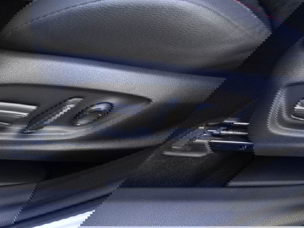 Toyota Toyota C-HR usata a Treviso (12)