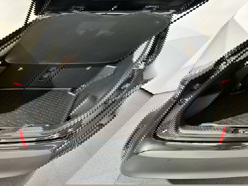 Toyota Yaris Cross usata a Milano (11)