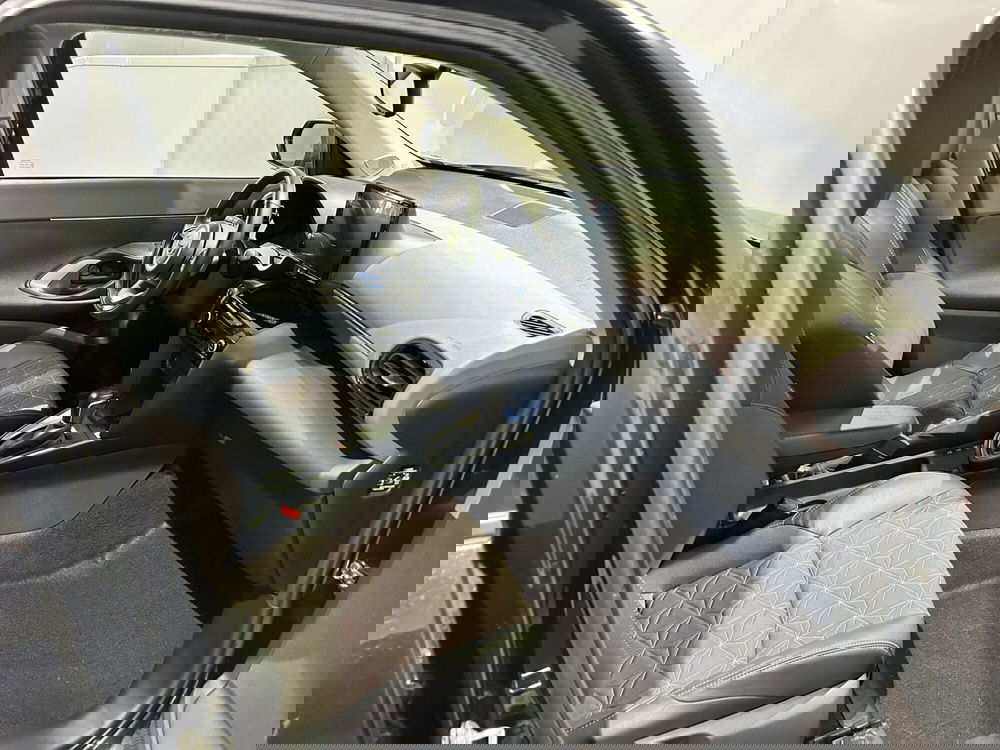 Toyota Yaris Cross usata a Milano (6)