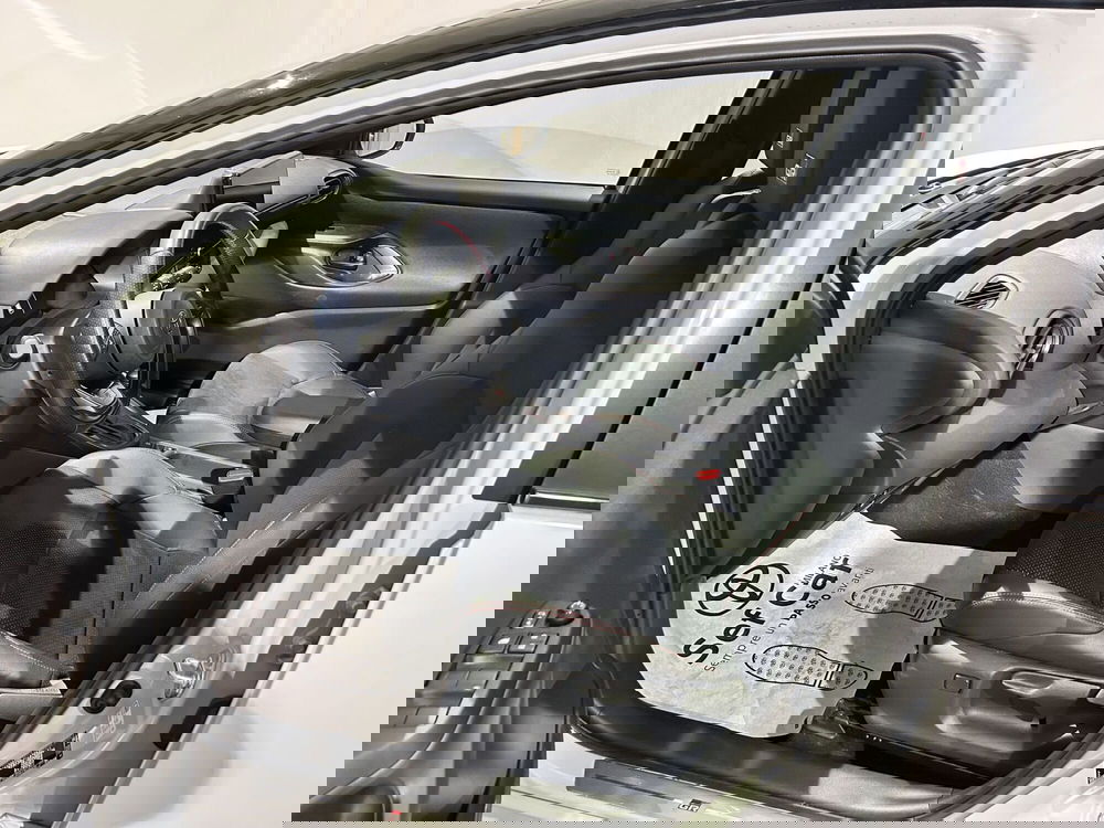 Toyota Yaris GR Sport usata a Milano (10)