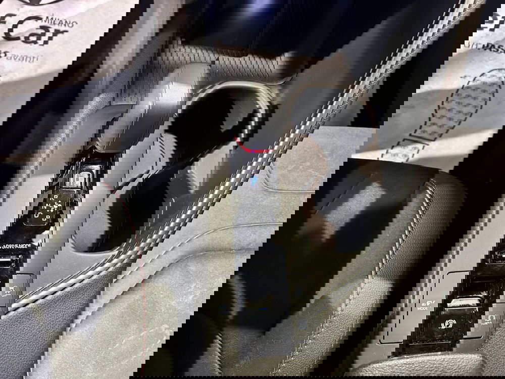 Toyota Toyota C-HR usata a Milano (15)