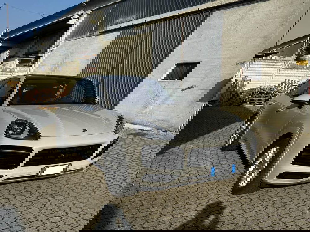 Porsche Cayenne usata a Alessandria (6)