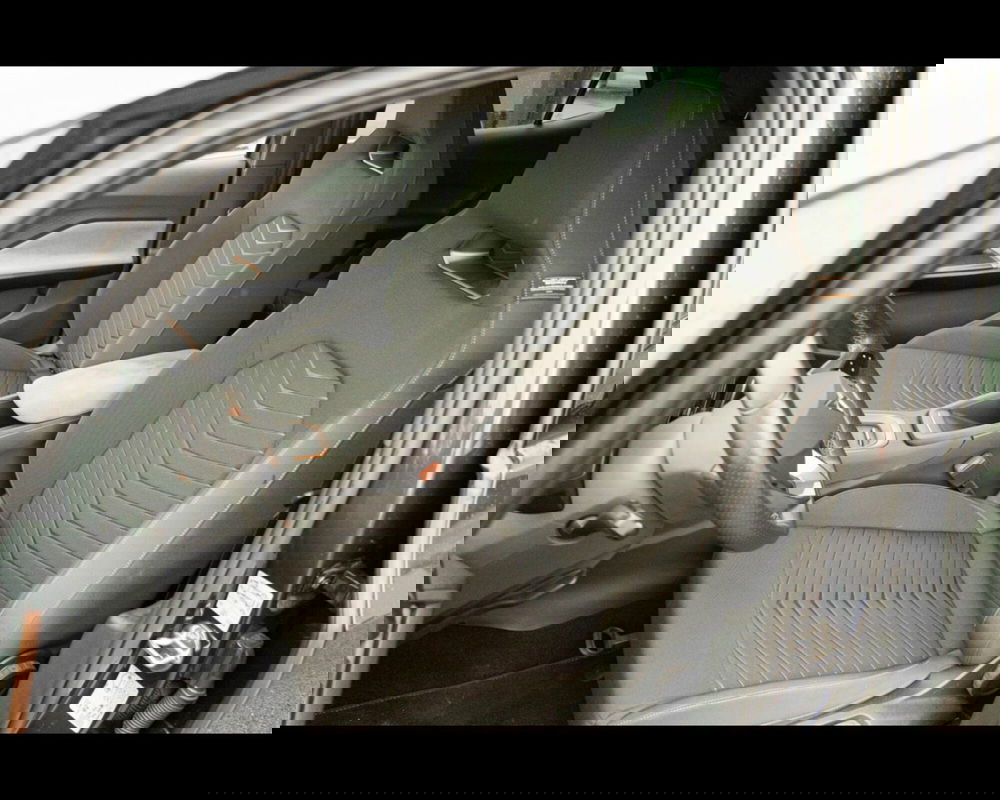 Cupra Born usata a Venezia (12)