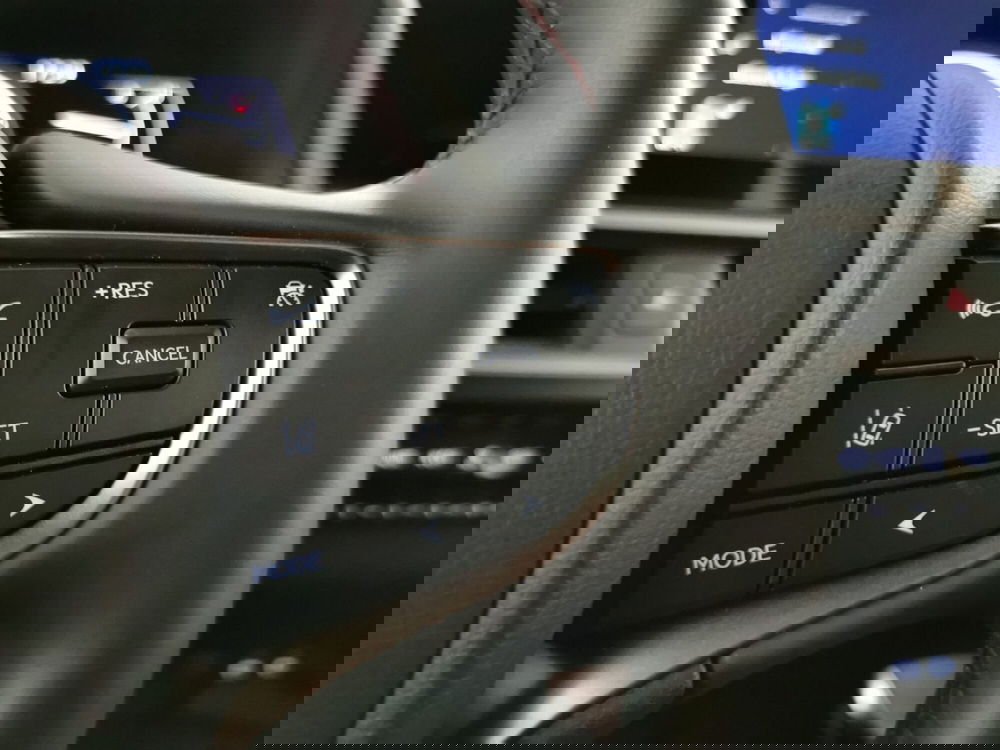 Lexus UX usata a Chieti (11)