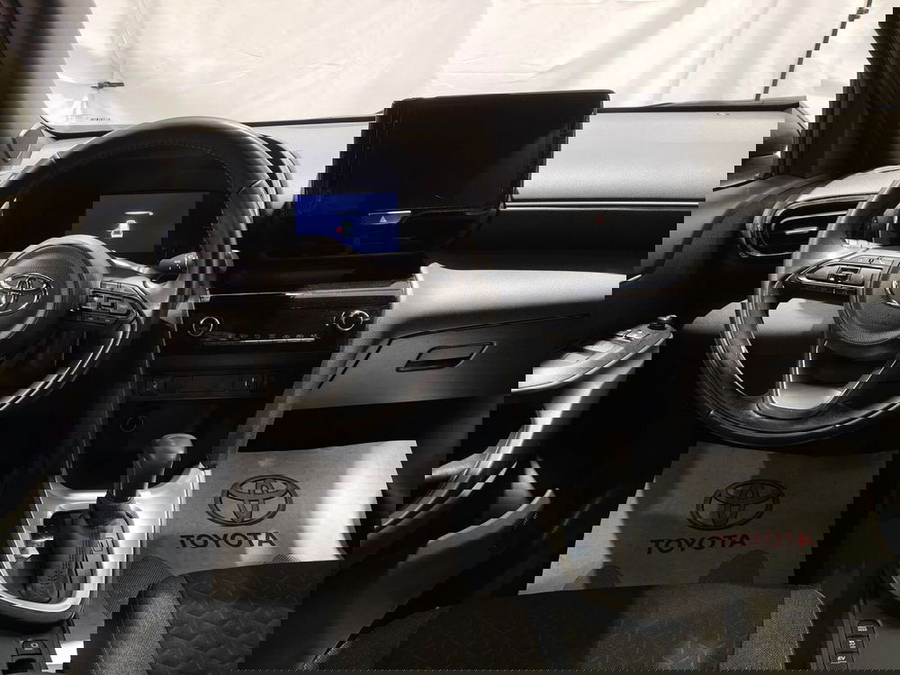 Toyota Yaris Cross usata a Roma (10)