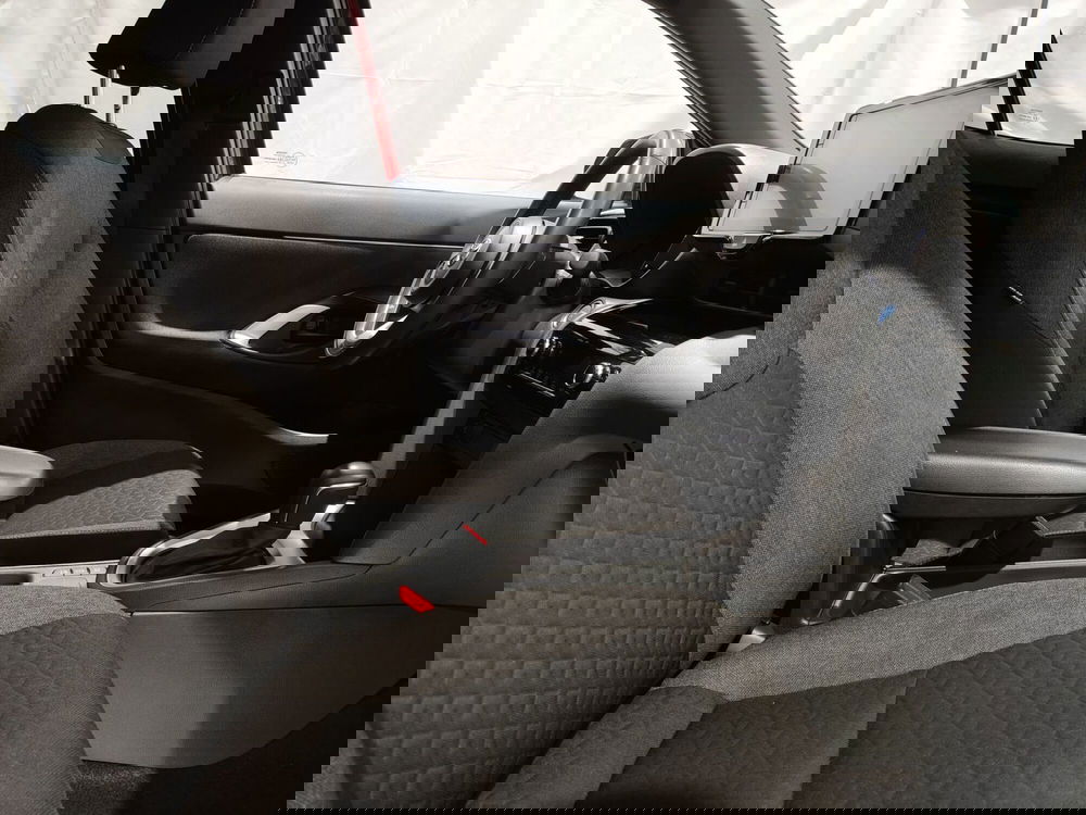 Toyota Yaris Cross usata a Roma (6)