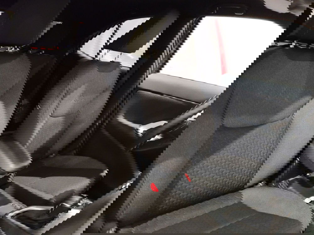 Toyota Yaris Cross usata a Roma (8)