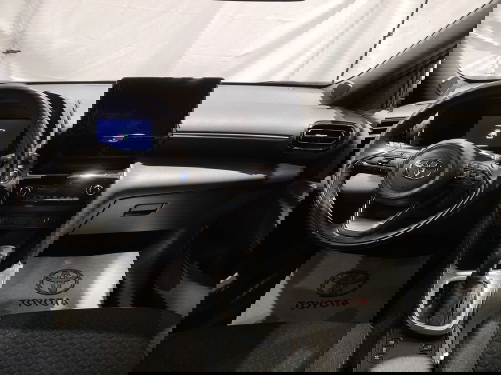 Toyota Yaris Cross usata a Roma (9)