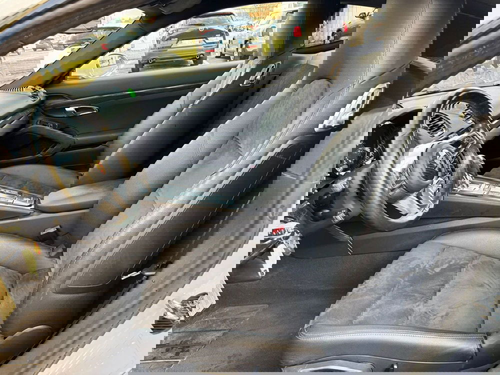 Porsche 718 Cayman  usata a Modena (9)