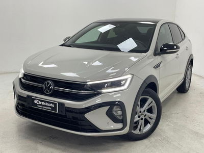 Volkswagen Taigo 1.0 TSI 110 CV DSG R-Line del 2022 usata a Lurate Caccivio