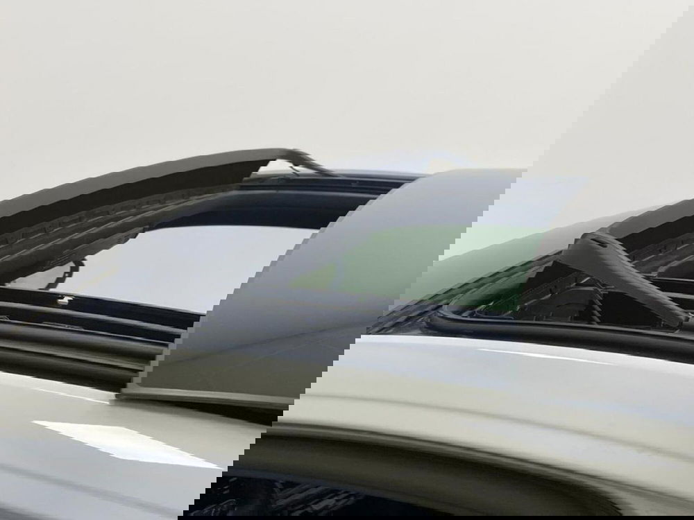 Volkswagen Taigo usata a Como (10)