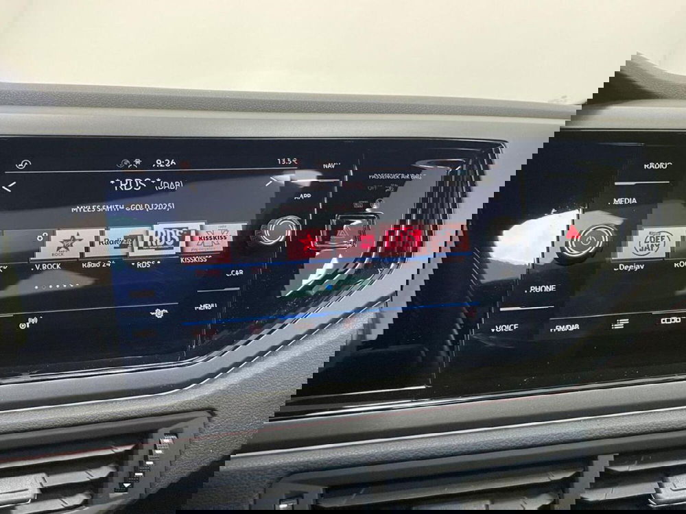 Volkswagen Taigo usata a Como (14)