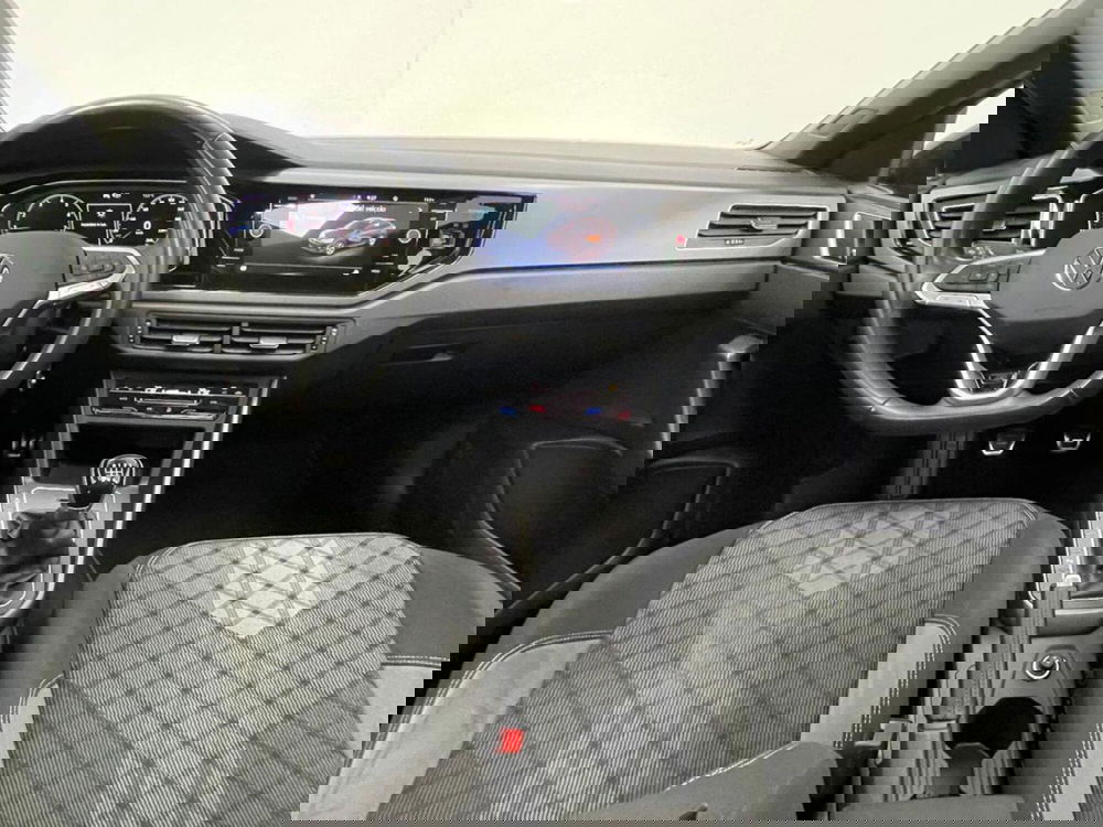 Volkswagen Taigo usata a Como (4)