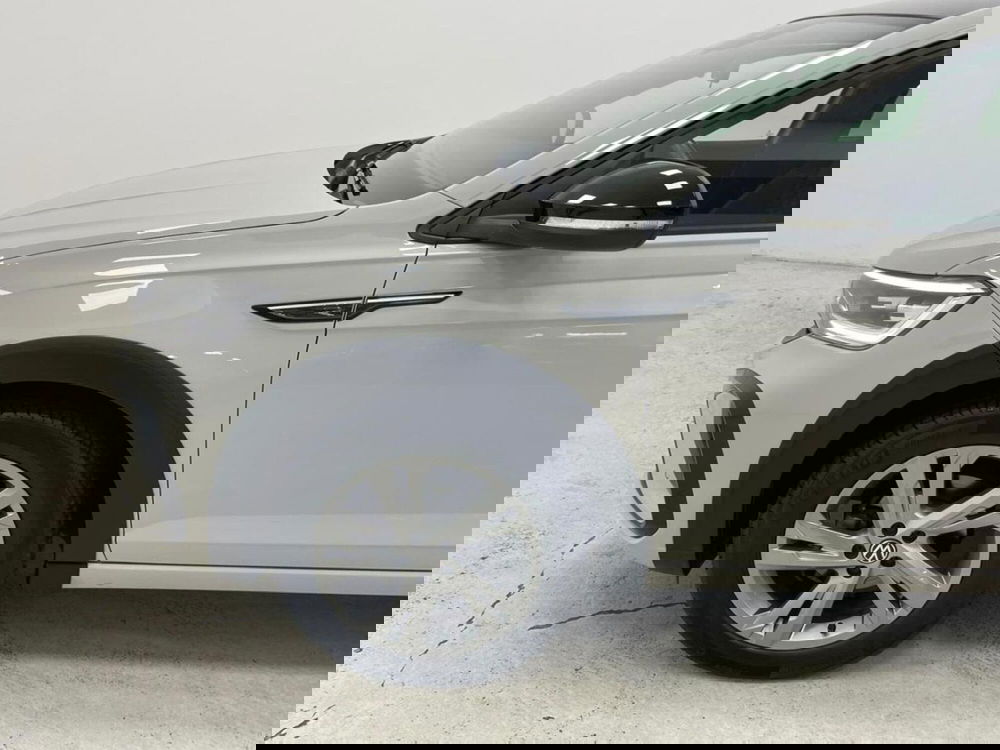 Volkswagen Taigo usata a Como (9)