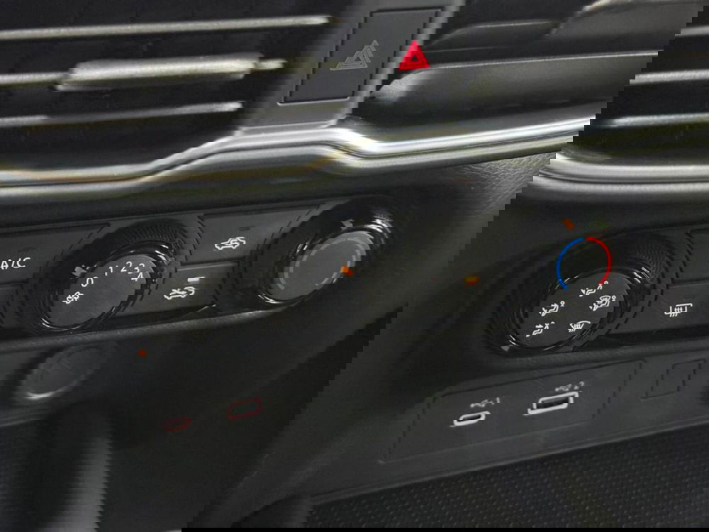 Nissan Juke nuova a Como (18)